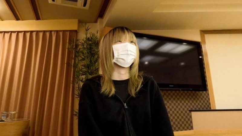 あさひ(18\) スレンダーちっぱいの2回目撮影時の別画角動画。まんぐりがえしでの吸うやつ責めでイキ続けた場面を２画角、アナル貫通ATMを収録しています。