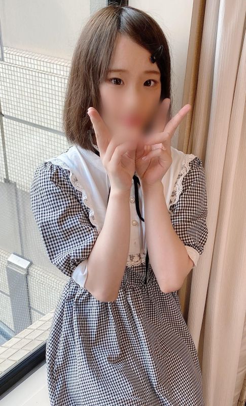 人生初めての中出しを覆面男に捧げる沖縄出身の18歳。1年経ってもその体、そのエロさは健在！どころかパワーアップ！！