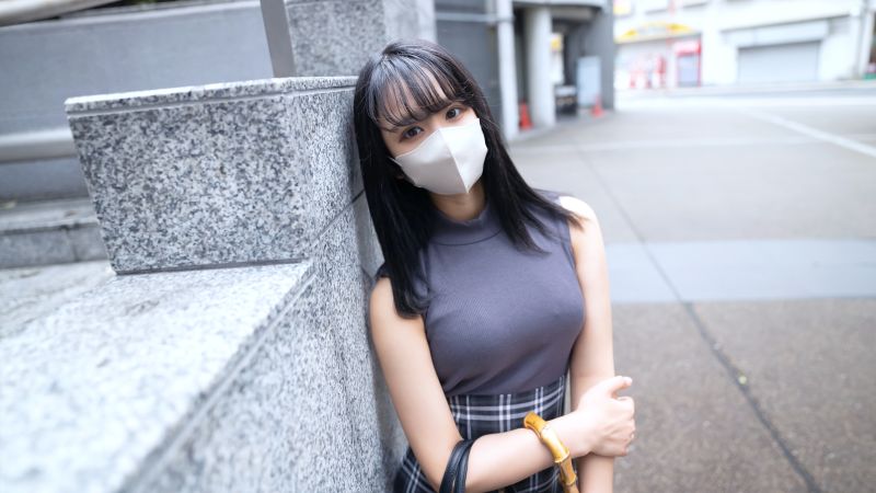 初撮影！！【無修正】シネマ画風！まだ何色にも染まっていない20歳になりたての素直で巨乳な専門学生・・・宿泊先に押し入り揺れる美乳を堪能しながら連続生中出し！！